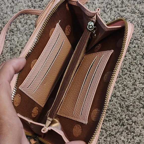 Valentoria Women's Crossbody Purse - Picture 4 of 6